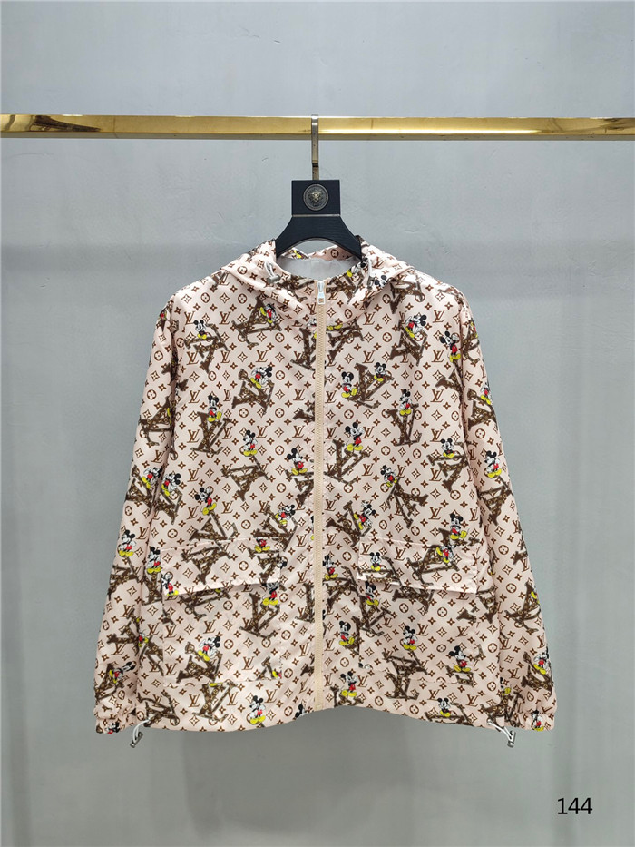 LV Men's Outwear 44